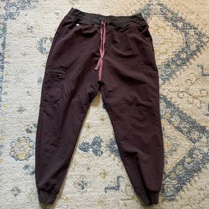 Espresso Zamora™ High Waisted 2.0 - Petite Jogger Scrub Pants